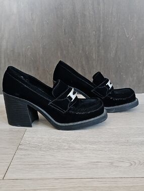 Y2K Lower East Side Black Velvet Platform Chunky Heeled Loafer Grunge, Size 7